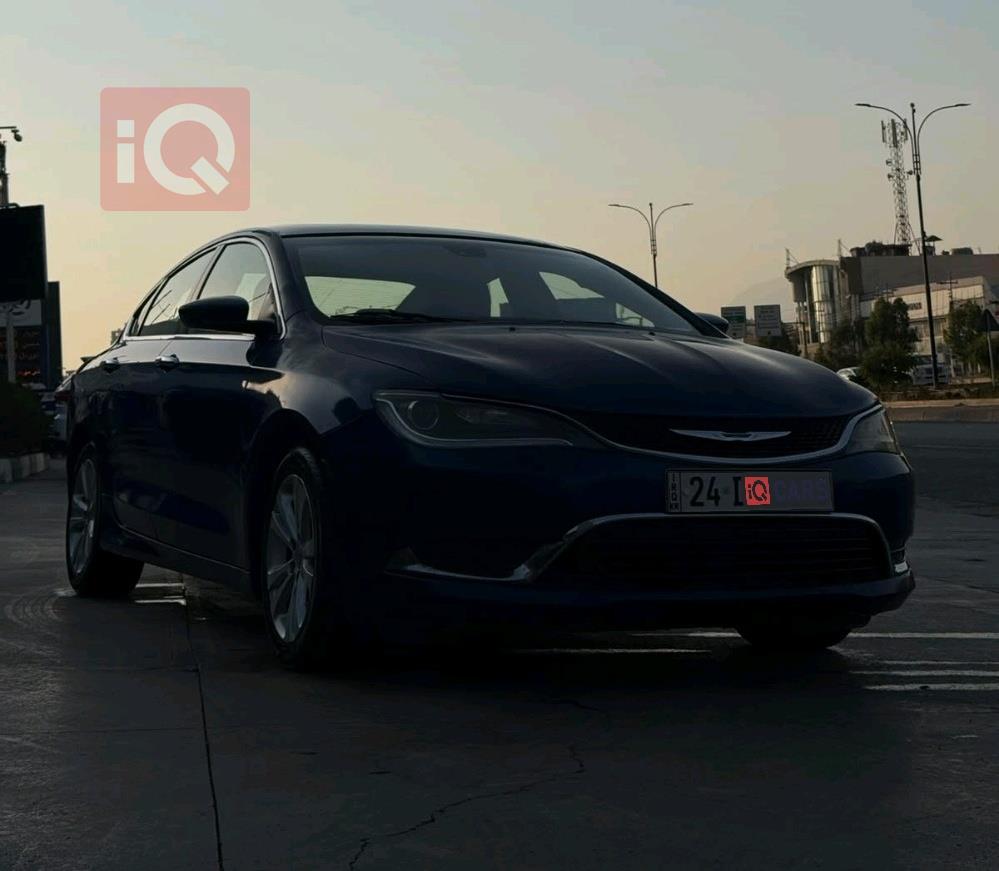 كرايسلر 200